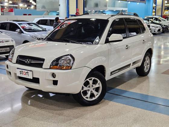 HYUNDAI TUCSON 2.0 MPFI GLS 16V 143CV 2WD FLEX 4P AUTOMÁTICO HYUNDAI TUCSON 2.0 MPFI GLS 16V 143CV 2WD FLEX 4P AUTOMÁTICO
